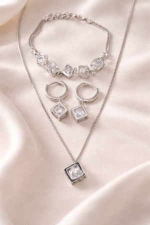 sidabrinis papuošalų komplektas su kubiniu cirkoniu 925